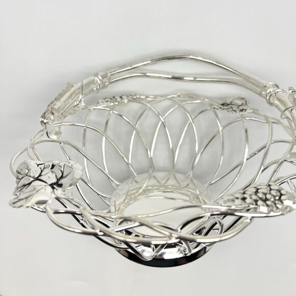 VTG Studio Silversmiths Silverplated Wire Round Basket Grape Clusters & Leaves - Picture 12 of 15